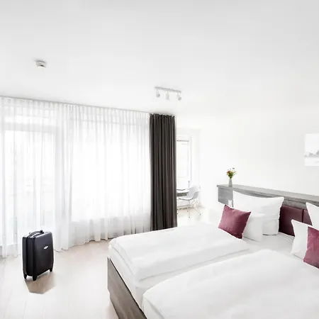 Western Stadtquartier ホテル 4*
