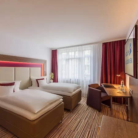 Western Stadtquartier Otel 4*